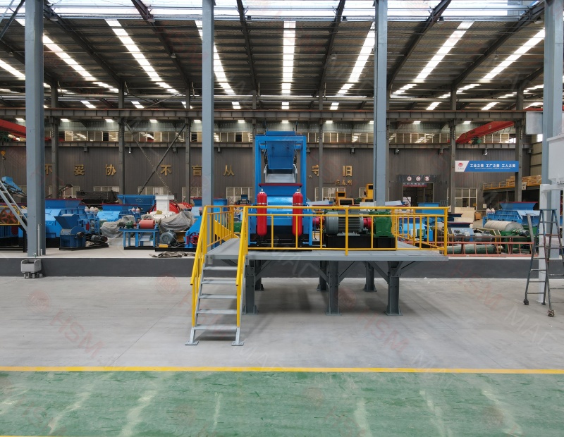 選礦廠錳礦破碎機(jī)