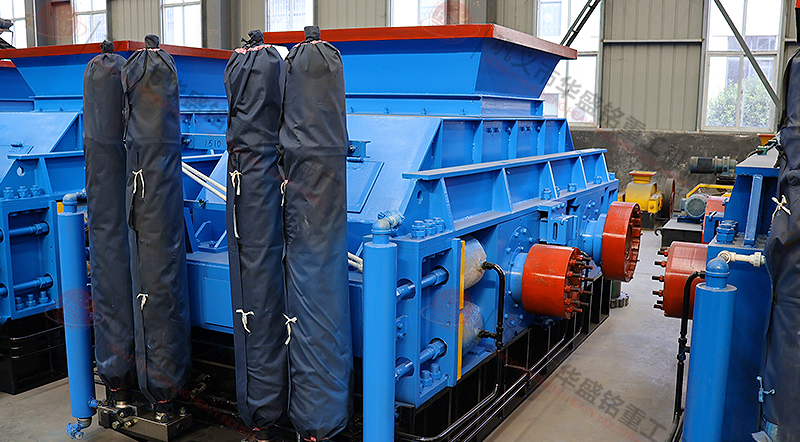 青石對輥制砂機(jī)價格